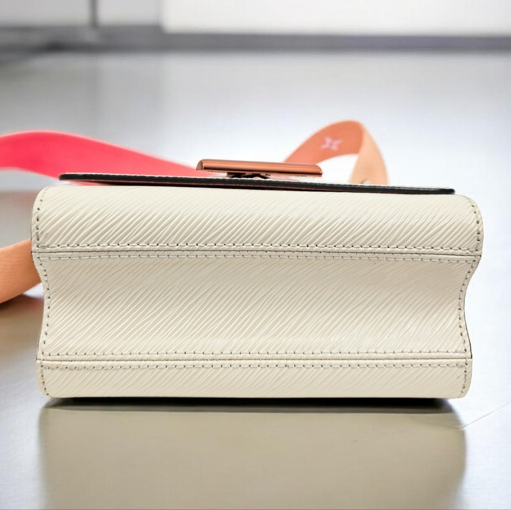 ✨️Like New - Authentic Louis Vuitton Twist PM Epi White/Pink Limited Edition - Picture 13 of 17